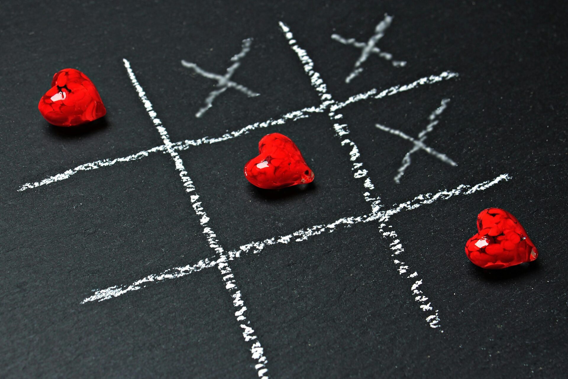 Illustration of a small budget funneling into high-quality leads for effective marketing strategies.
