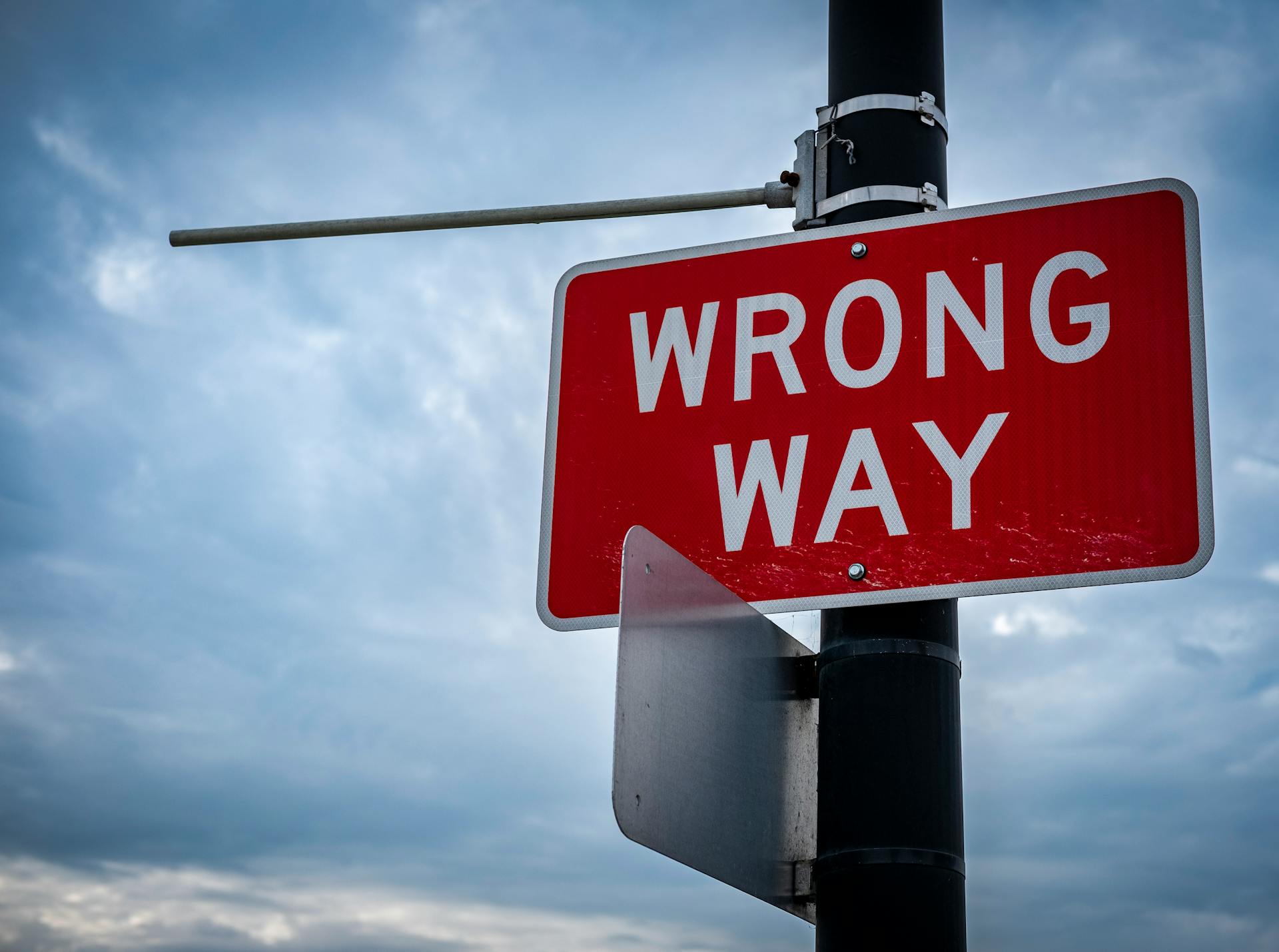 Measuring the right marketing metrics for business success in 2025.